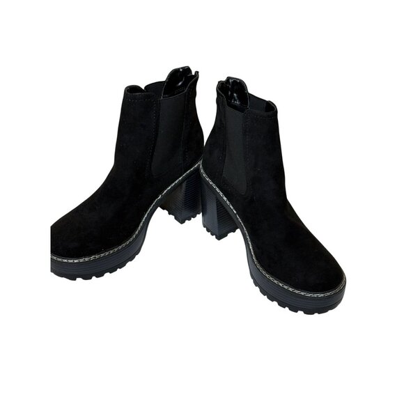 Olivia Miller Black Platform Chelsea Ankle Booties - Picture 9 of 12